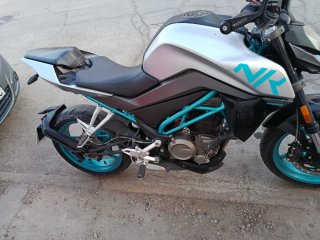 CFMOTO NK 300 Naked Moto
