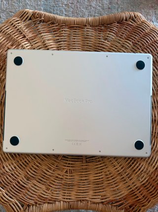 MACBOOK PRO M2 PRO 14'' SEMINUEVO