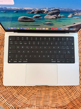 MACBOOK PRO M2 PRO 14'' SEMINUEVO
