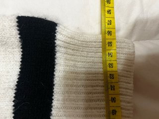 Jersey cuello alto rayas blanco y negro