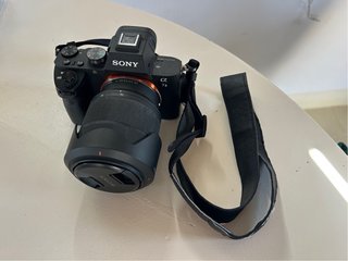 Sony A7 II + Objetivo 28-70mm + Bolsa