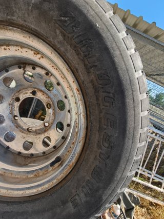 Llantas Nissan Terrano