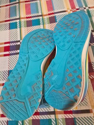 Tenis Nike Arcoíris