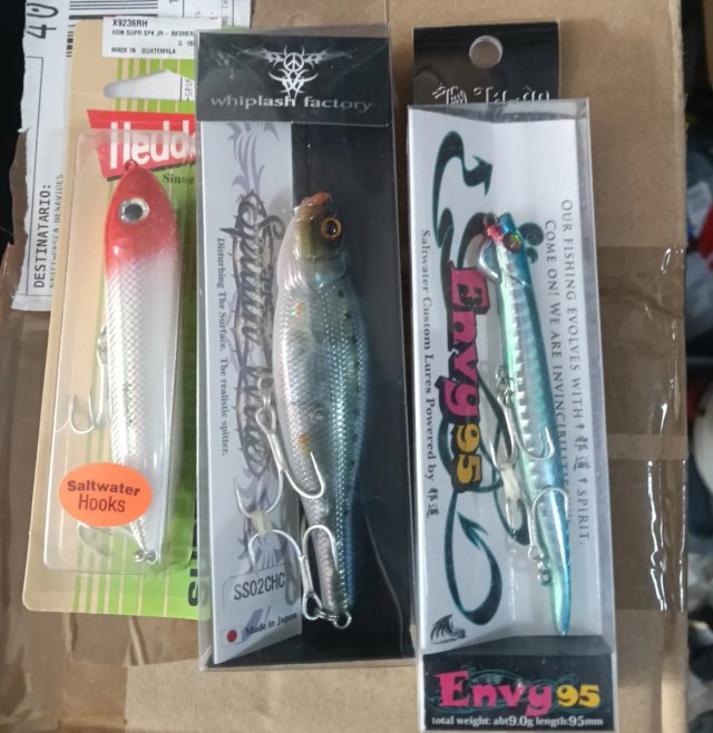 Lote 3 señuelos pesca