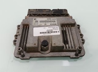 Opel 55198922 centralita motor uce zafira b 583481
