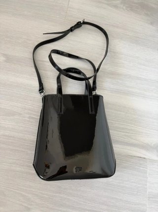 Bolso charol Parfois negro