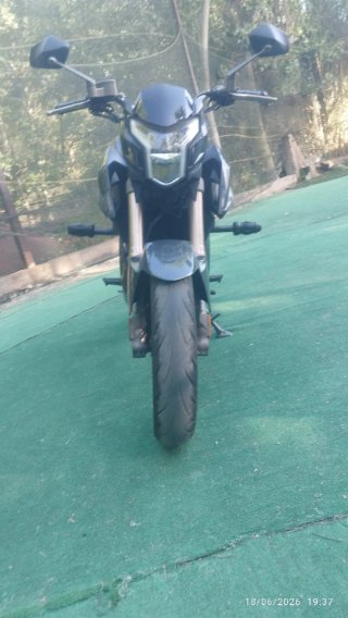 Motocicleta Zontes Z2 Naked