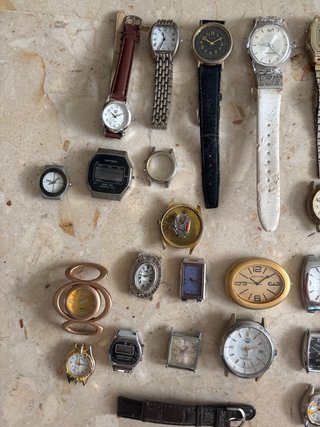 Lotto di 25 orologi