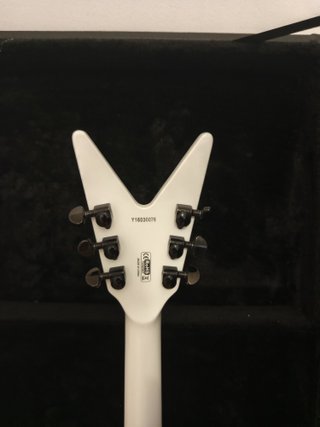 Dean ML 79 Blanca + L-500XL + Funda