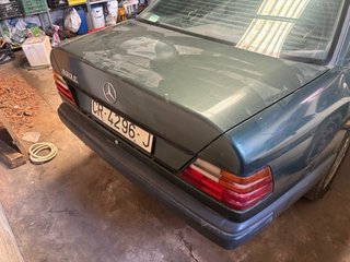 Mercedes-Benz Clase E 1987