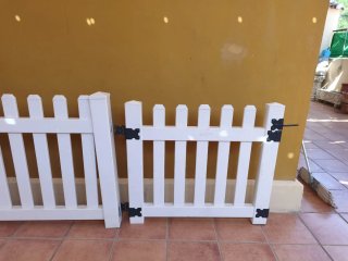 Valla Jardín PVC Blanca 3m + Puerta 1m