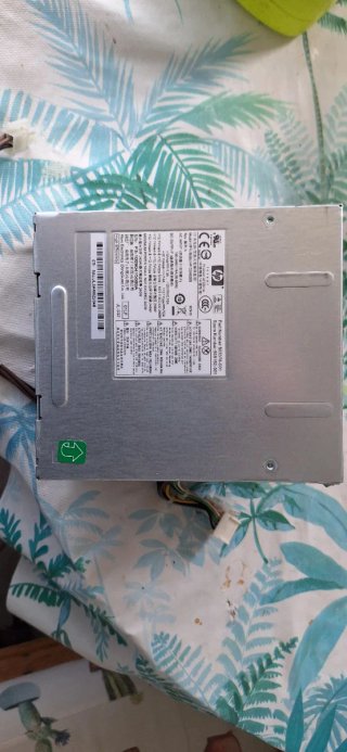 Fuente Alimentación HP 240W SFF 503376-001