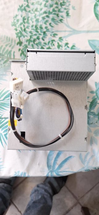Fuente Alimentación HP 240W SFF 503376-001