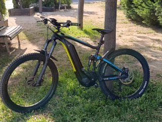 Bicicleta Eléctrica Giant fluor Seminueva 670km
