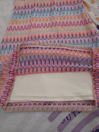 Vestido H&M multicolor con zig-zag