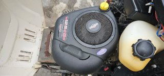 Tractor cortacésped PERFORMER para reparar
