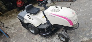 Tractor cortacésped PERFORMER para reparar