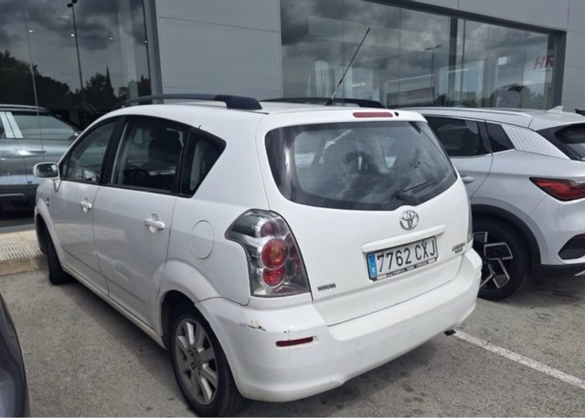 Toyota Corolla 2005, 2.0 D-4D, 7 plazas