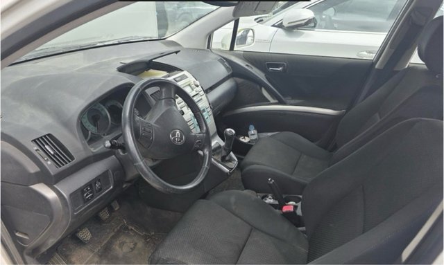 Toyota Corolla 2005, 2.0 D-4D, 7 plazas
