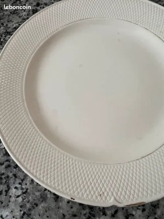 Servicio Platos Salins France Chevreuse, Porcelana