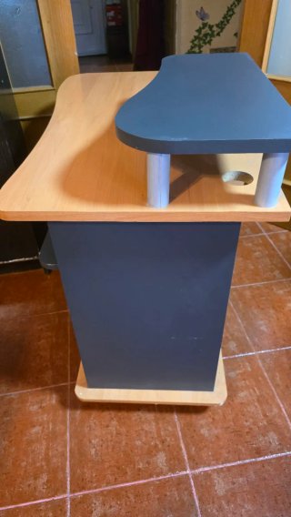 Mesa escritorio de ordenador