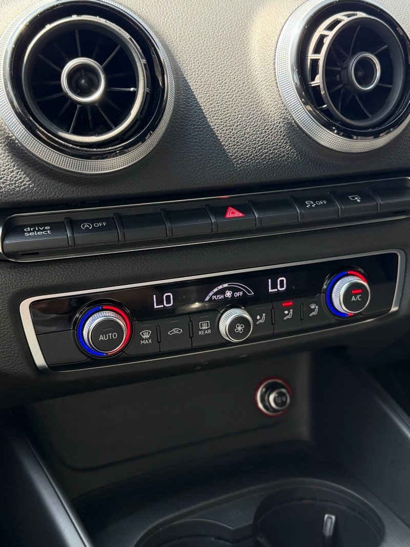Audi A3 2014, foto 22