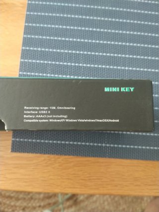 Mini Teclado Inalámbrico UKB-90-RF