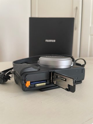 Fujifilm X70 Plata