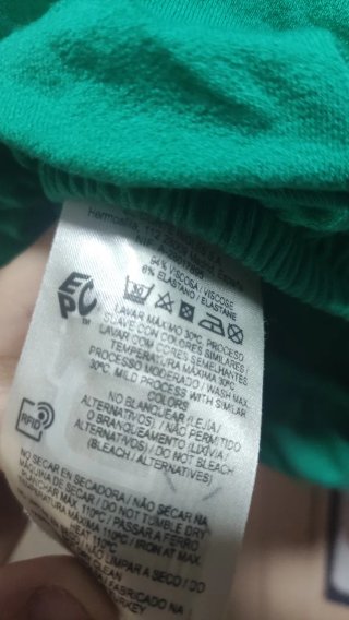 Top verde escotado talla L