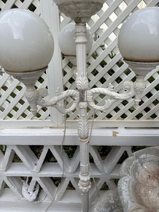 Lámpara de jardín de cristal y metal