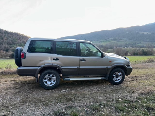 Nissan Terrano II LUXURY