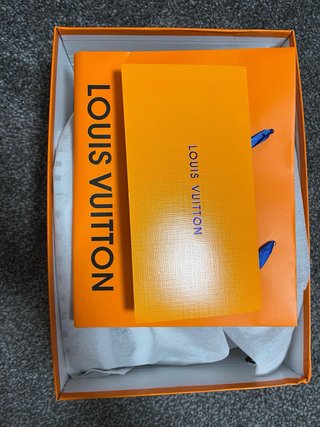 Zapatillas Louis Vuitton Blancas y Grises