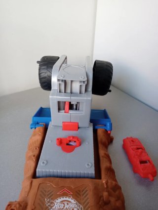 Hot Wheels Monster Trucks Arena.