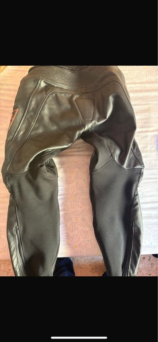 Traje de moto de piel