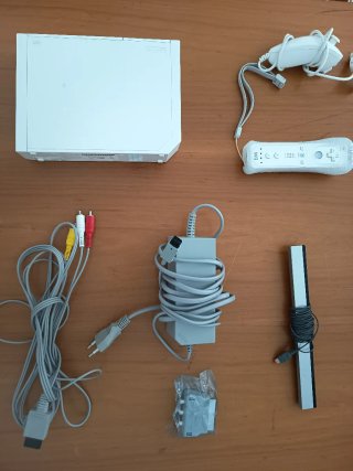 Consola Nintendo Wii Blanca + componentes