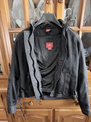 Chaqueta Moto Mujer Negra con Cinturón