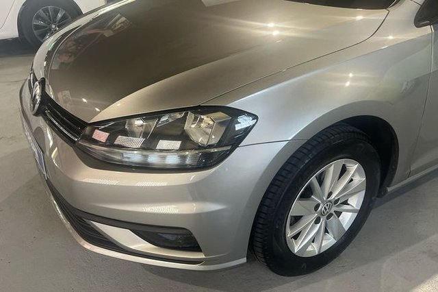 Volkswagen Golf   Business 1.0 TSI 81kW 110CV