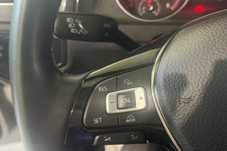 Volkswagen Golf   Business 1.0 TSI 81kW 110CV