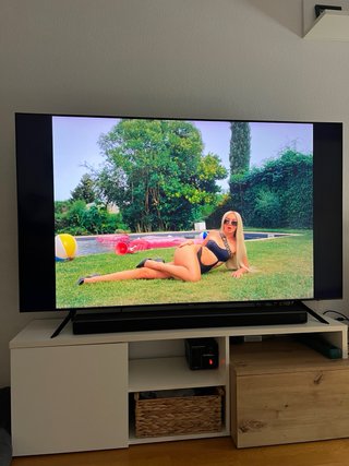 Samsung QLED 65” 4K Hdr