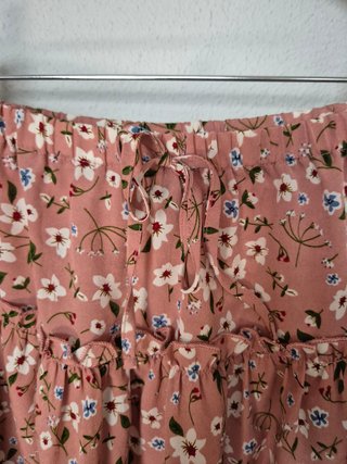 Minifalda Shein floral volantes rosa Talla XS