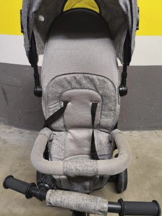Triciclo Kinderkraft Evolutivo Gris