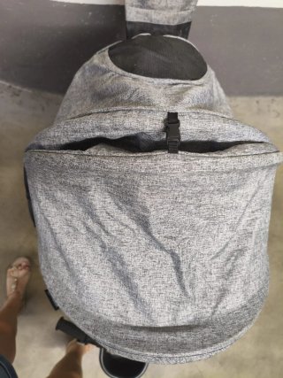 Triciclo Kinderkraft Evolutivo Gris