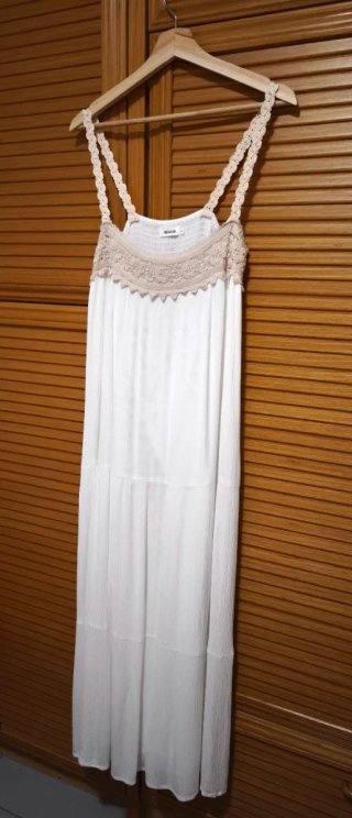Vestido largo con crochet veraniego blanco talla M