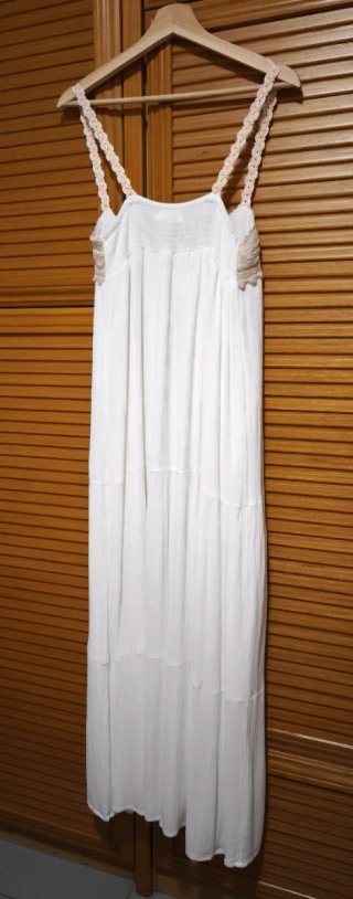 Vestido largo con crochet veraniego blanco talla M