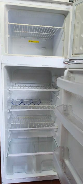 Frigorífico y congelador Bru blanco