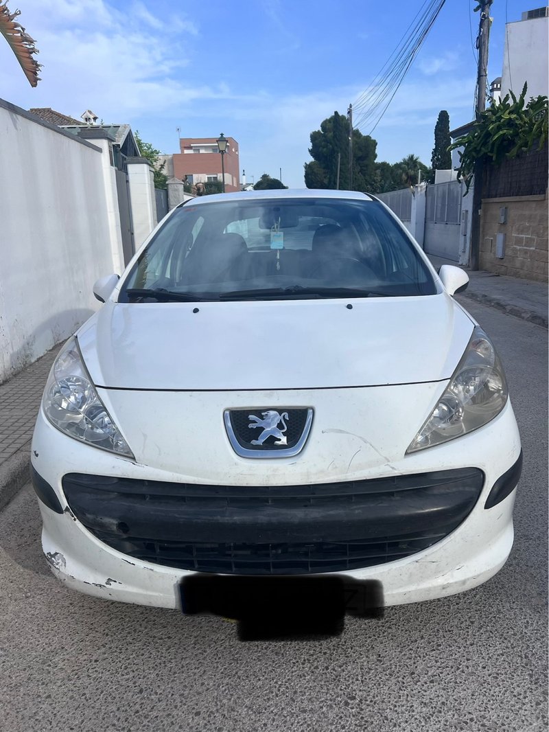 Peugeot 207 1.4 hdi pocos km - foto 1