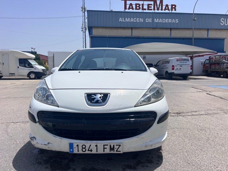 Peugeot 207 1.4 hdi pocos km - foto 1