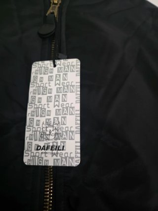Chaqueta bomber negra con forro naranja