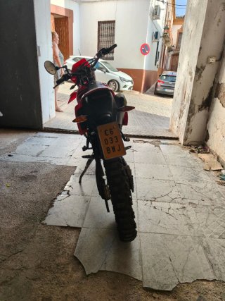 Beta Moto 49cc Enduro Roja y Blanca