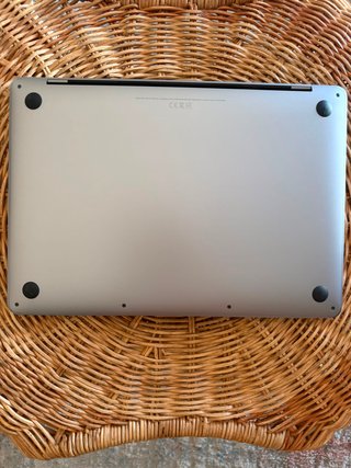 MACBOOK PRO M1 16/512 SEMINUEVO-BATERIA 11 CICLOS